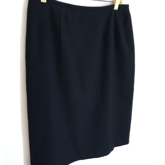 Evan Picone 100 % wool mini pencil skirt. Made in the USA - Picture 1 of 11